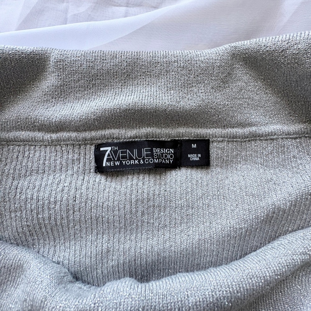7th Avenue New York & Company Silver Metallic Off Shoulder Ribbed Sweater Medium - Picture 4 of 9
